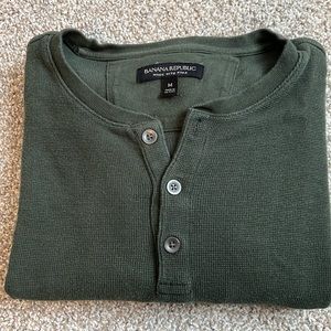 Men’s medium green Henley from banana republic